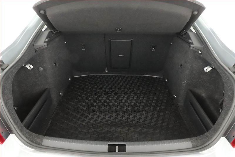 Škoda Octavia (2019) Style 1.6 TDI, ČR,1.maj - fotka 13 z 14