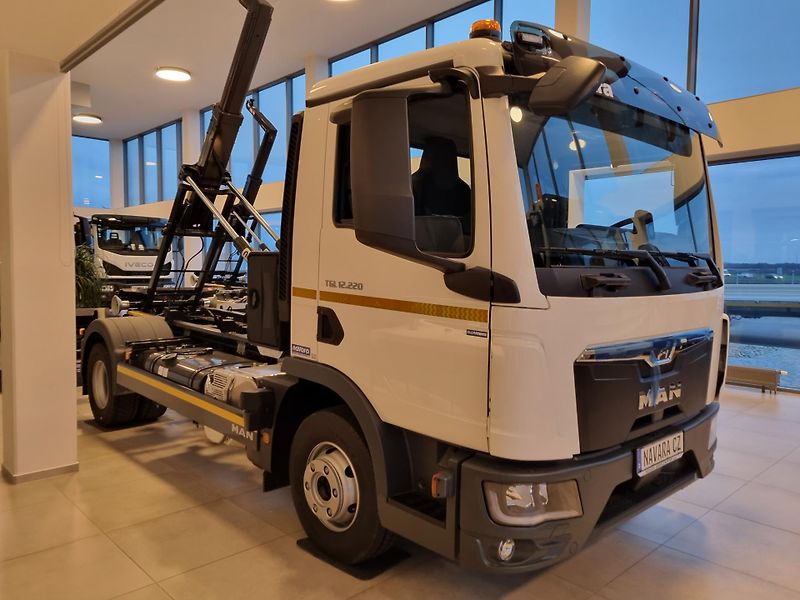 MAN TGL 12.220 NOSIČ KONTEJNERU 8T - fotka 2 z 19