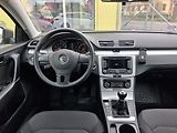 Volkswagen Passat (2011) 1,4TSi NAVI VYHŘ.SED, 2x KOLA - náhled 21