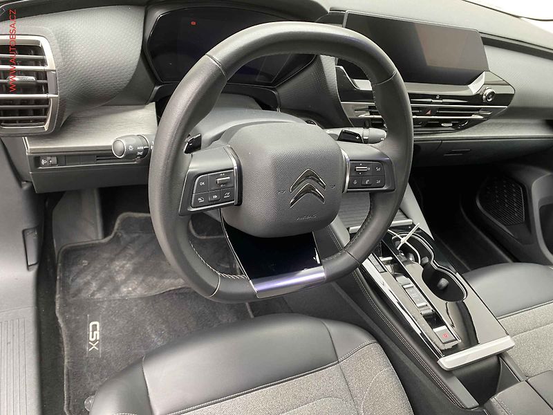 Citroën C5 X (2023) 1.2 PT, Feel, AT, LED, navi - fotka 12 z 21