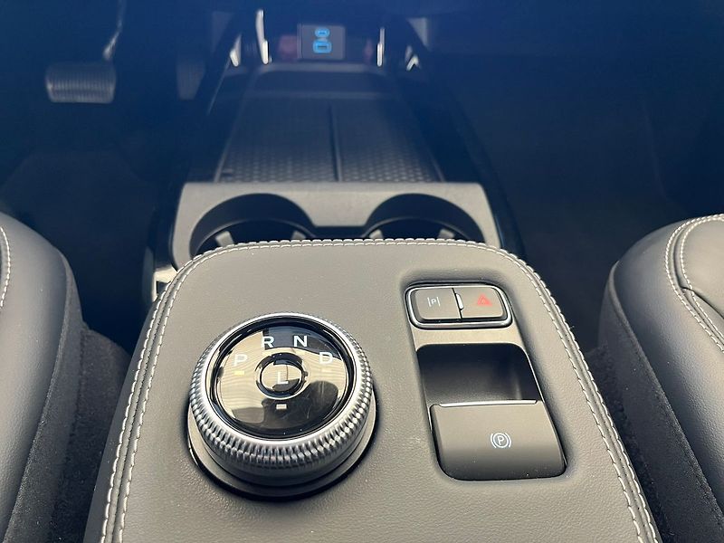 Ford Mustang Mach-E SoH 94,5 %, po servisní prohlí - fotka 27 z 68