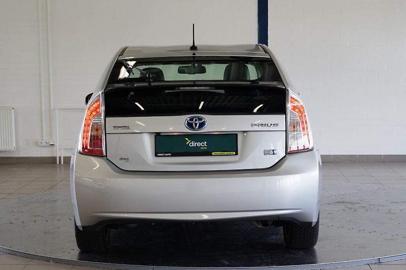 Toyota Prius - fotka 6 z 25