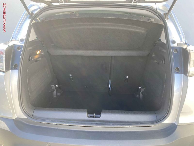 Opel Crossland (2023) 1.2T, Elegance, LED, kamera - fotka 7 z 17
