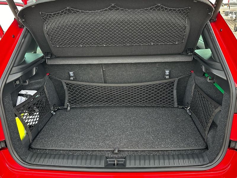 Škoda Kamiq 1,5 TSI / 110 kW Drive Extra D - fotka 15 z 23