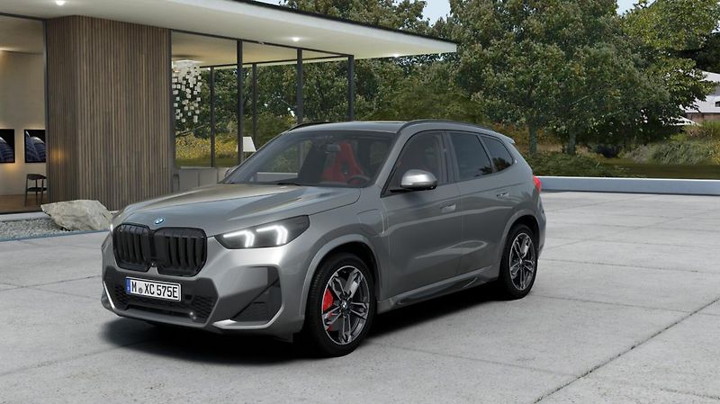 BMW X1 xDrive25e - fotka 2 z 14