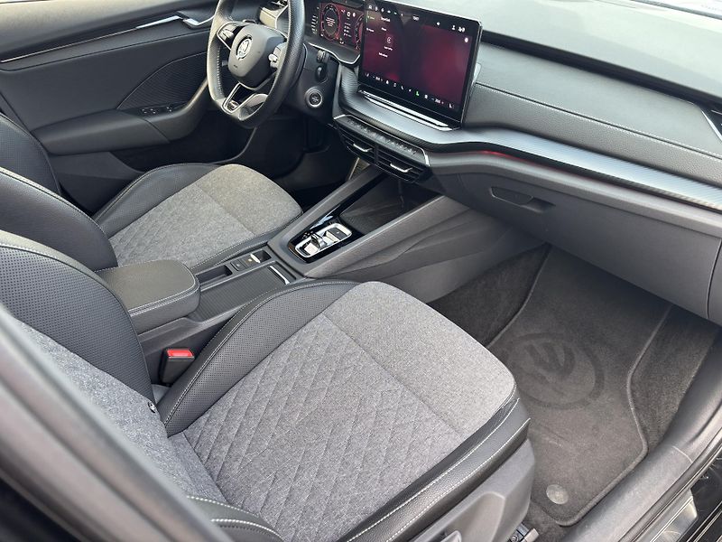 Škoda Octavia (2024) 2.0TDI, 110kW, DSG, SPORT Line - fotka 11 z 21