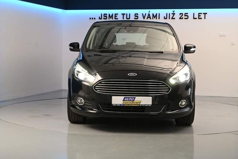 Ford S-MAX (2019) 2.0 TITANIUM LED Kamera ECOBLU - fotka 3 z 35