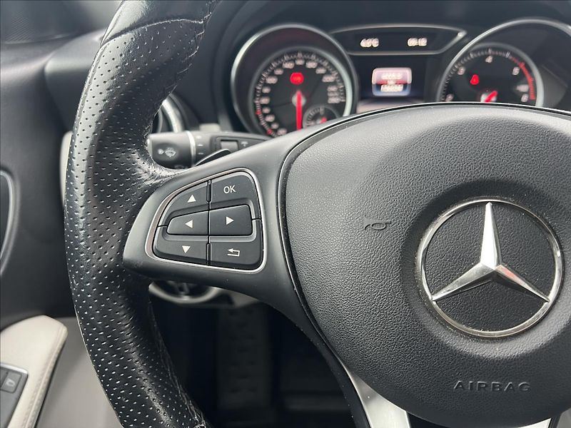 Mercedes-Benz CLA 2,2 d Shooting brake,Automat - fotka 15 z 26