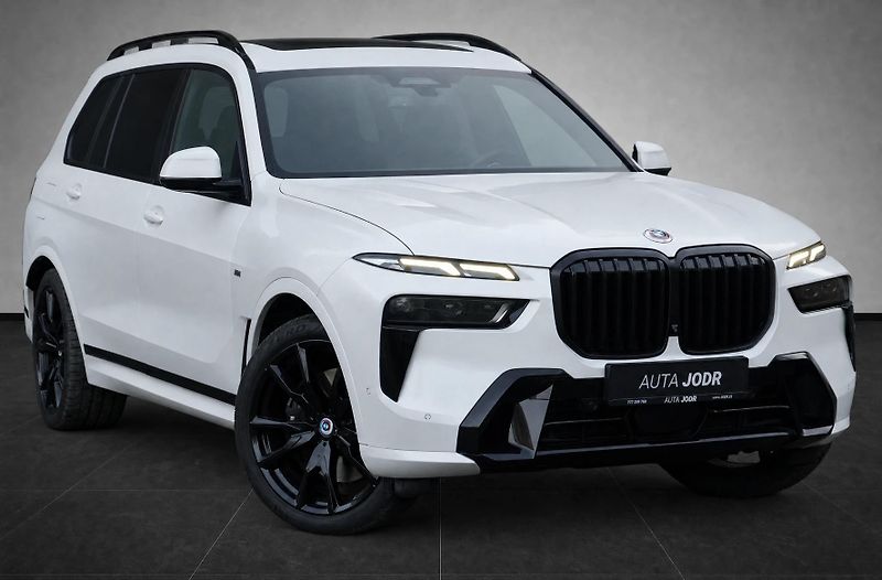 BMW X7 40d xDrive, Masáže, Skylounge - fotka 7 z 47