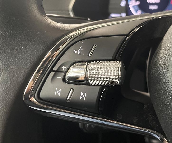 Škoda Octavia 2.0 TDI, 85 KW, AMBITION, ČR - fotka 11 z 24