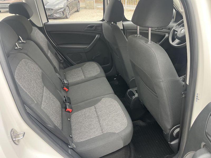 Škoda Yeti (2016) 1.2TSi 81kw Klima, Tažné - fotka 18 z 21
