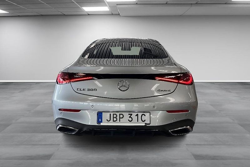 Mercedes-Benz CLE 300 4M AMG Premium Pano Burm - fotka 6 z 21