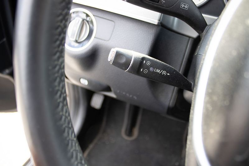 Mercedes-Benz Třídy E AMG paket, 100% stav. - fotka 30 z 45