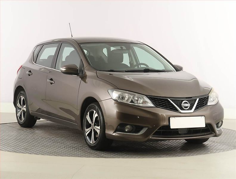 Nissan Pulsar (2015) 1.2 DIG-T, Park. senzory - fotografie inzerátu