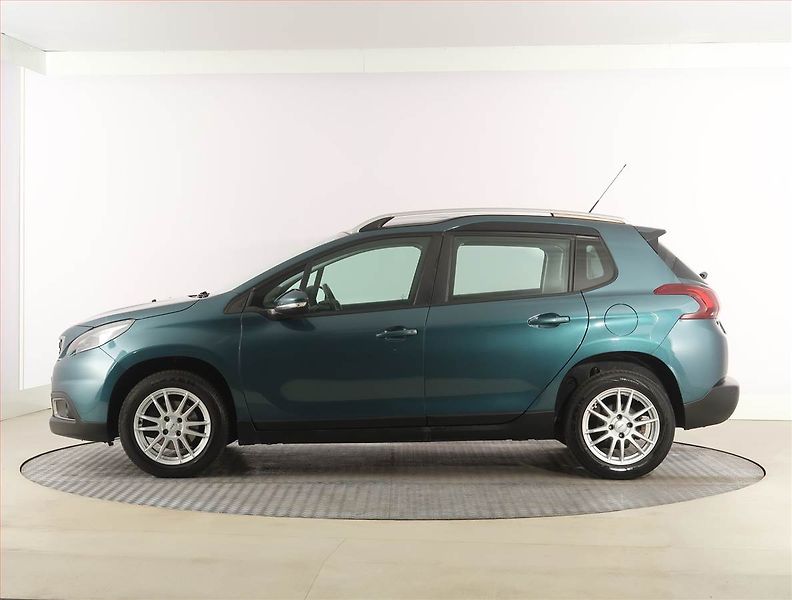 Peugeot 2008 (2017) 1.2 PureTech, Automat, ČR - fotka 3 z 21