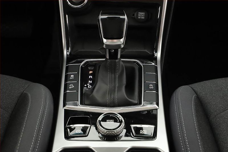 SsangYong Korando (2023) Clever 1.5 T-GDI - fotka 13 z 16