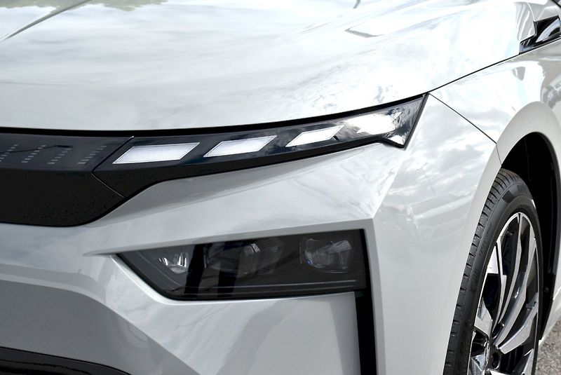 Škoda Enyaq (2026) Sportline 85 - fotka 37 z 47