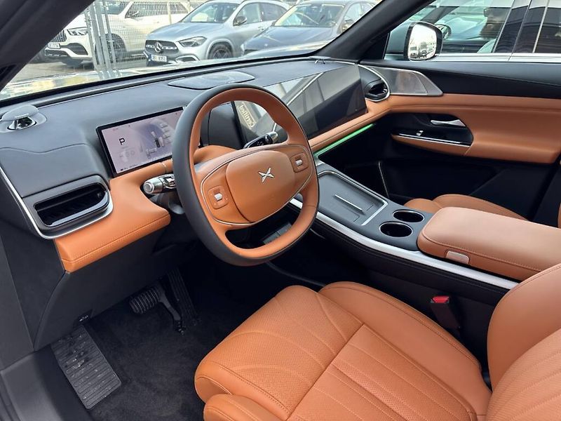 Xpeng G9 (2026) AWD Performance Pro - fotka 9 z 15