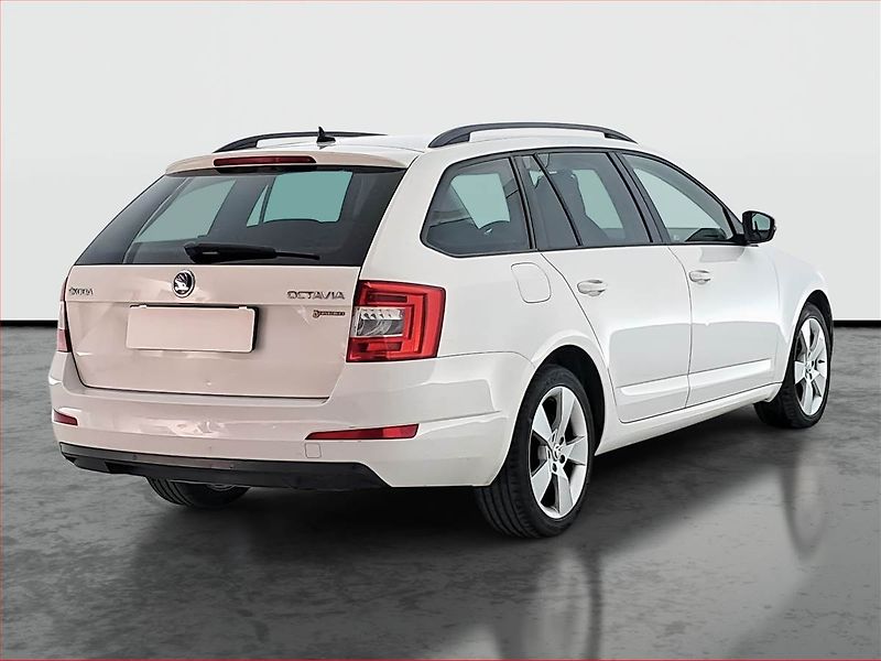 Škoda Octavia (2015) 1.6 TDI, Serv.kniha, Xenony - fotka 5 z 19