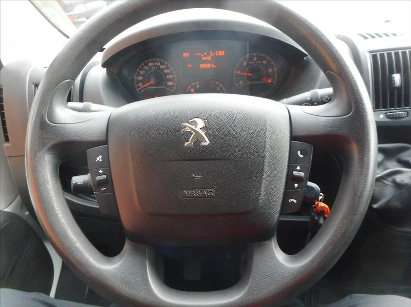 Peugeot Boxer 2,0 HDi L2H1 - fotka 12 z 24
