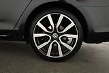Volkswagen Golf (2016) 2.0 TDI, Xenony, Tempomat - náhled 11