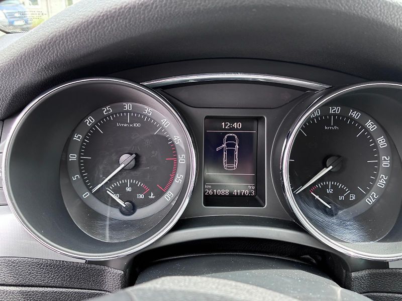 Škoda Superb (2010) - fotka 9 z 9