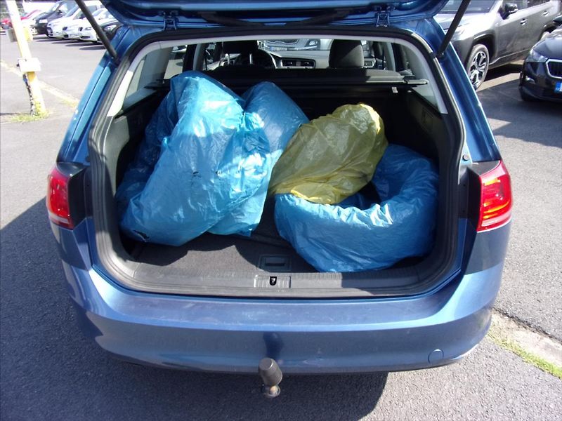 Volkswagen Golf 1,2 TSI  Variant  81kW ČR - fotka 14 z 26