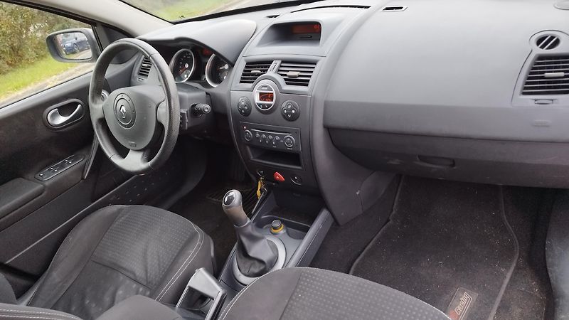 Renault Mégane (2005) 1.4I16V,volat- 608 081 843 - fotka 11 z 15