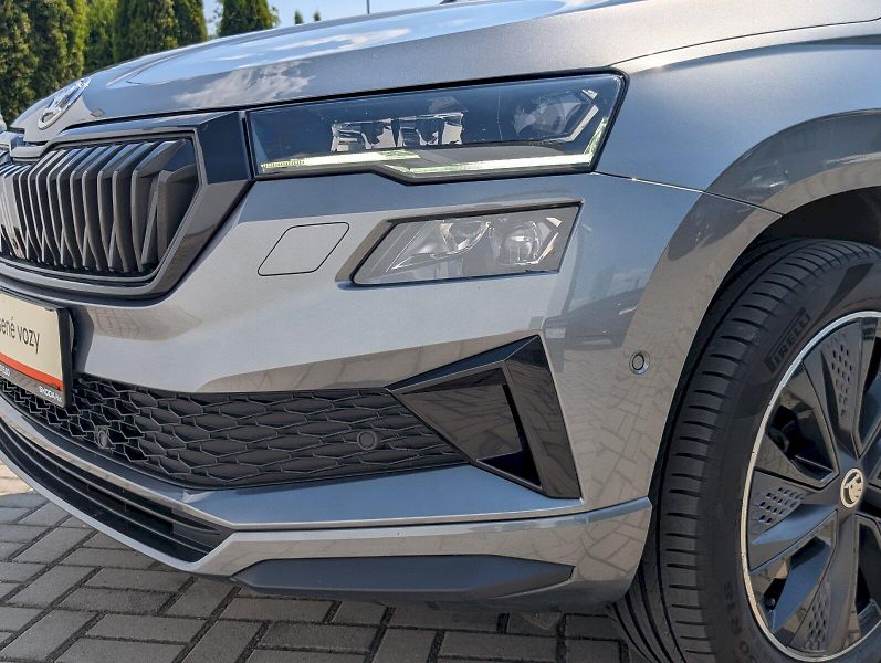 Škoda Karoq (2024) 2,0 TDI / 110 kW DSG 4x4 Sport - fotka 14 z 30