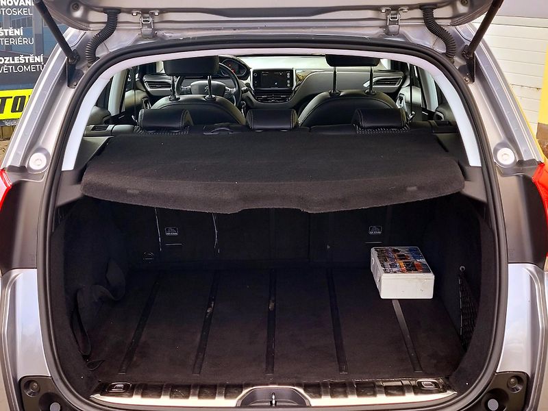 Peugeot 2008 PT Allure *ROZVODY*serv.kn     - fotka 17 z 46