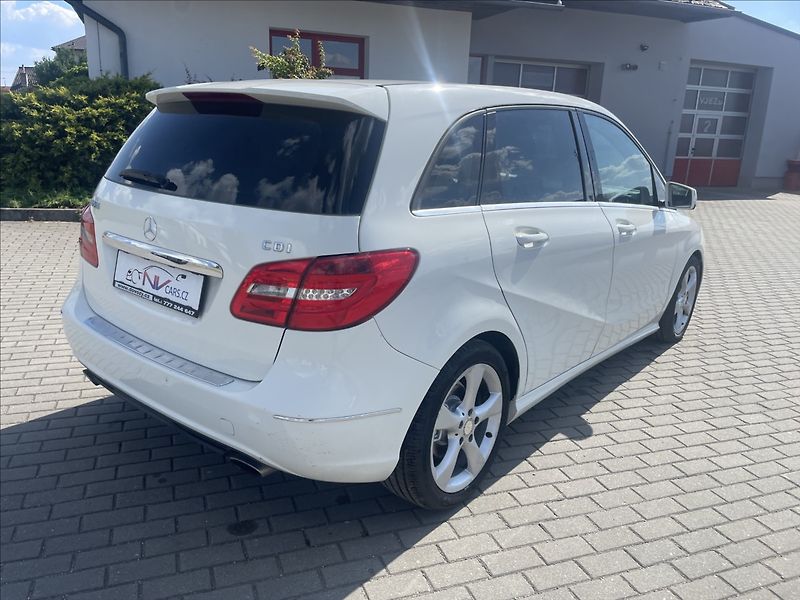 Mercedes-Benz Třídy B 1,8 200CDi 100kw Automat, Kůže - fotka 4 z 34