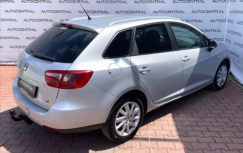 Seat Ibiza 1,2 TSi,77kW,serv.kn. - fotka 4 z 20