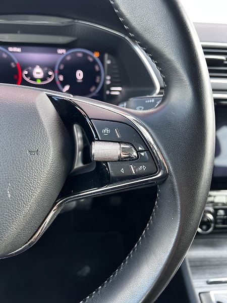Škoda Superb 1.5TSI DSG Business 1.Maj DPH - fotka 12 z 25