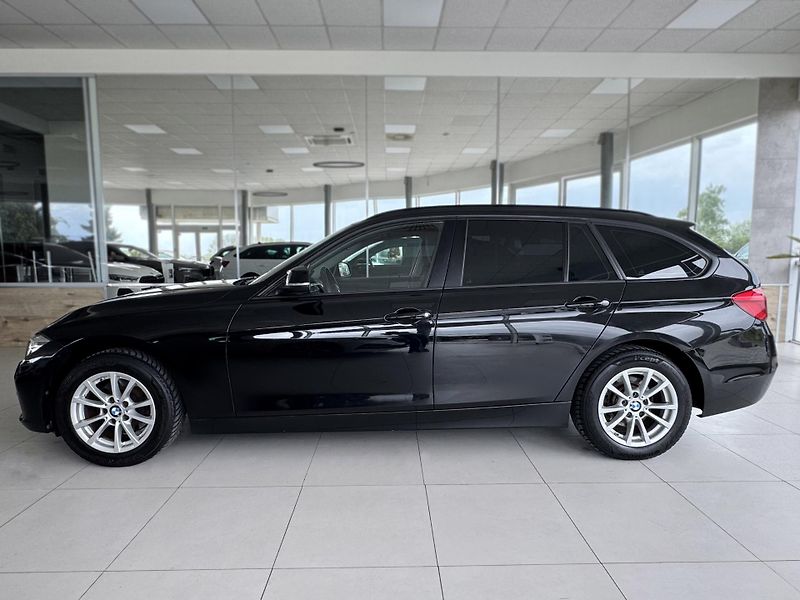 BMW Řada 3 320d 140kW*AUT*LED*Nav*El.Kufr - fotka 8 z 33