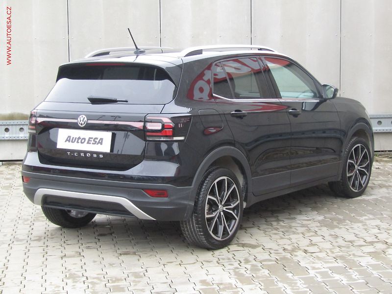 Volkswagen T-Cross (2020) 1.0 TSi, Style, LED, navi - fotka 4 z 19