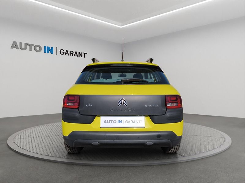 Citroën C4 Cactus (2015) 1.2 81kW, ČR, Serv. kniha, Tem - fotka 6 z 23