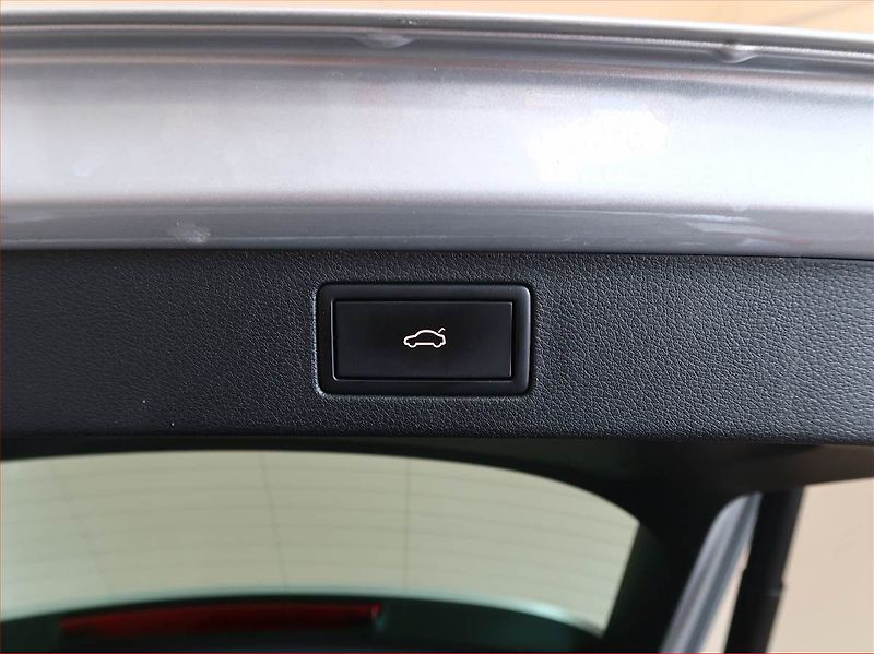 Škoda Kamiq (2024) 1.0 TSI - fotka 16 z 18