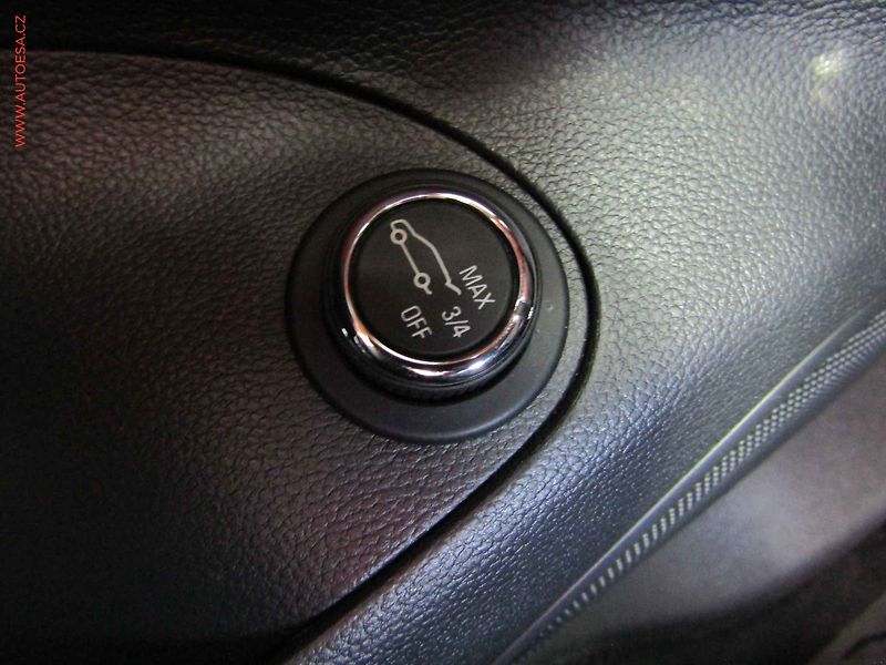 Opel Astra (2017) 1.4 T, ČR, AT, AC, temp. - fotka 12 z 23