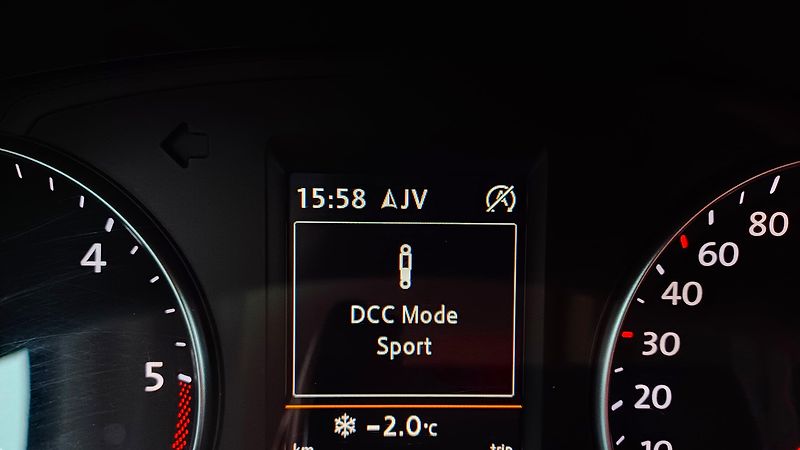 Volkswagen Sharan 2.0 TDI 135kW 4Motion HIGHLINE - fotka 42 z 50