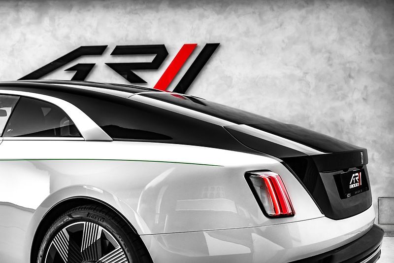 Rolls-Royce Spectre - fotka 9 z 29