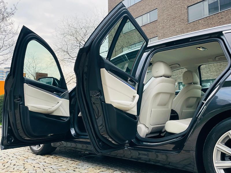 BMW Řada 5 520D AUT KAMERA SERVISKA - fotka 25 z 58