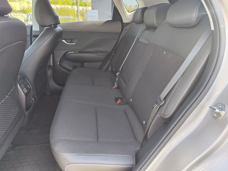 Hyundai Kona 1.6 T-GDi/145kW Style - fotka 14 z 37