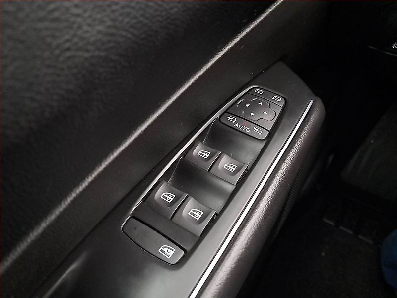 Renault Talisman (2017) 1.6 TCe, Automat, Tempomat - fotka 18 z 21