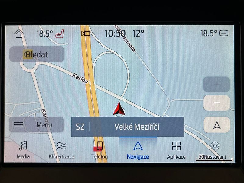Ford S-MAX 2.0 EB Titanium LED manuál - fotka 8 z 65