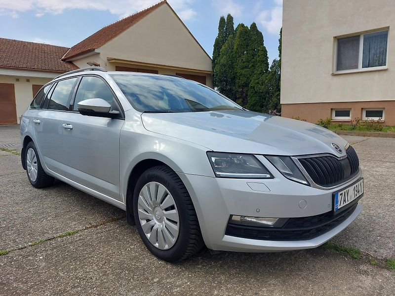 Škoda Octavia 2,0 TDi 110kw STYLE Manuál - fotka 1 z 19