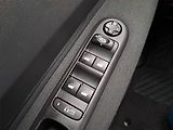 Peugeot 5008 (2014) 1.6 HDi, 7 míst, Navi - náhled 16