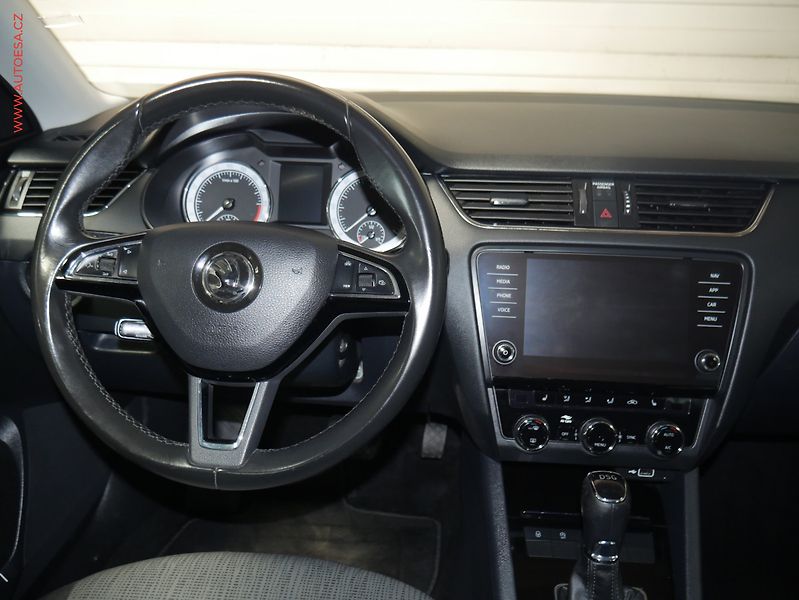 Škoda Octavia (2019) 2.0 TDI, 1.maj, DSG, navi - fotka 13 z 24