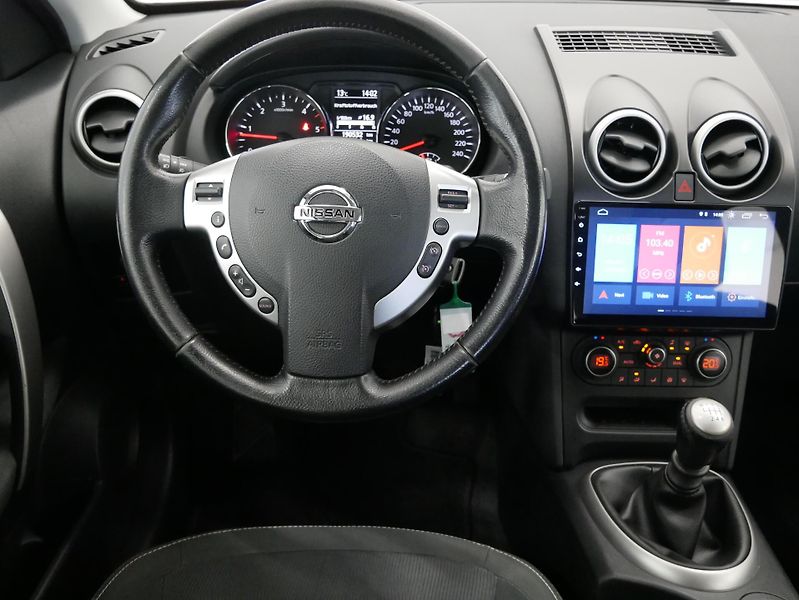 Nissan Qashqai - fotka 22 z 23