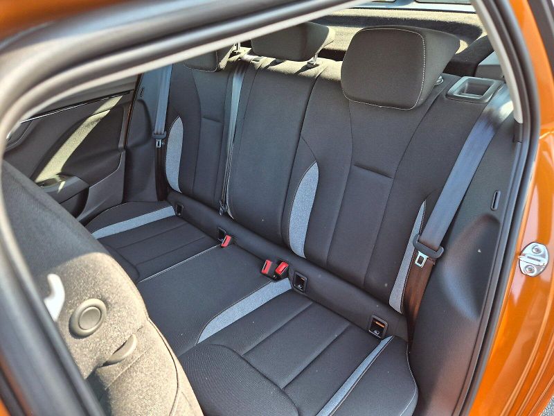 Škoda Kamiq (2025) Selection 1.0TSi 85kW 6°manuál - fotka 14 z 25