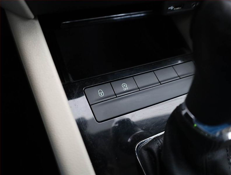 Škoda Octavia (2017) Style 1.8 TSI, Automat - fotka 15 z 21